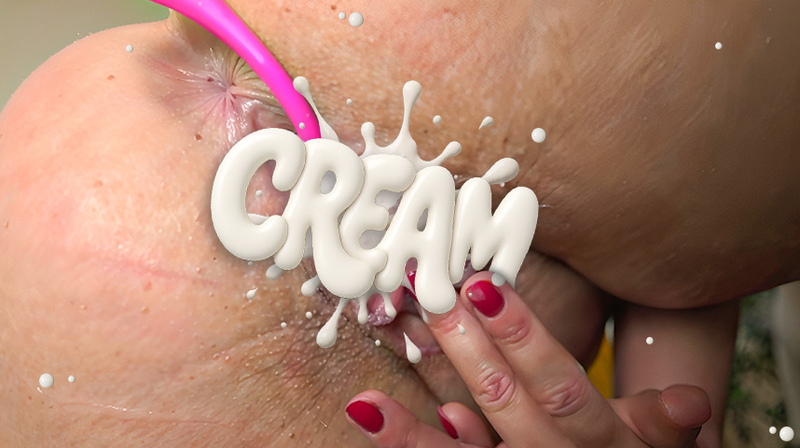 Grandi labbra vaginali pendenti, gran culo, fica cremosa che gocciola,