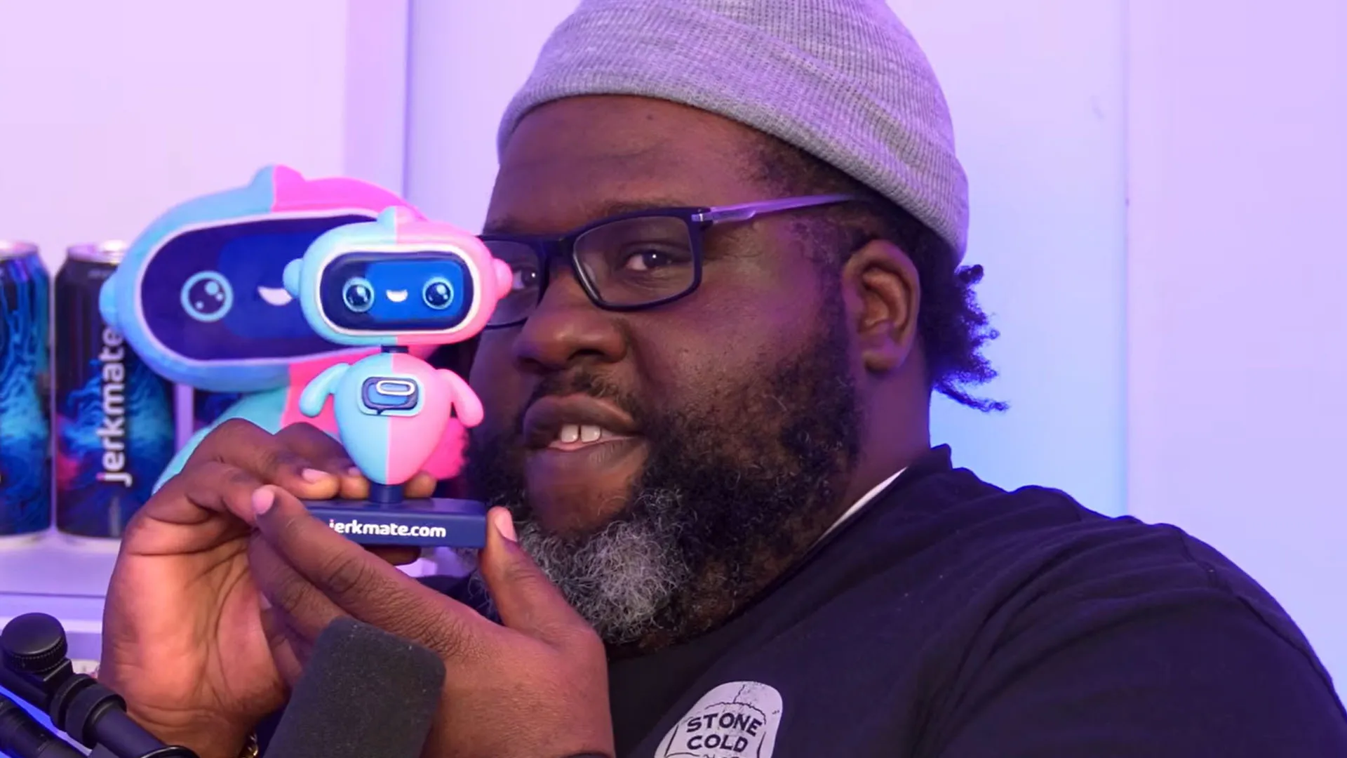 Queen Rose detta legge su Everyday Is Friday