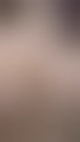 Hot sexy slut likes to fuck her open ass and wiggle her big buttocks