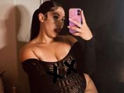 Hazel_Luxe
