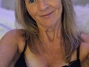 HotMatureLucy26