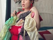 HugeBoobsRoxy