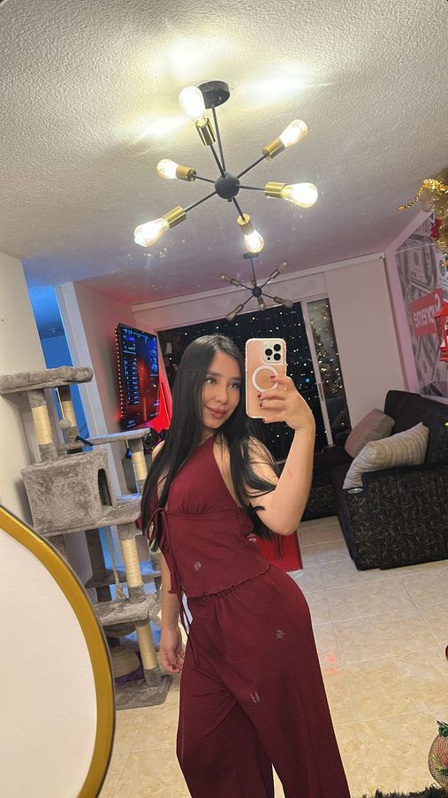 LauraSquirterr