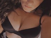 BrunetteXBunni