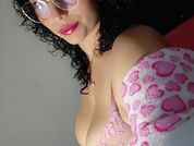 Curly_Sarah
