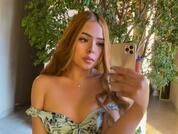 Honeyy_Doll
