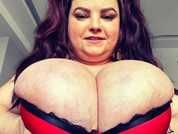 DesireHugeBoobs