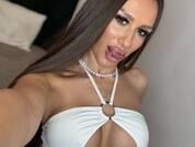 Julia_Quin