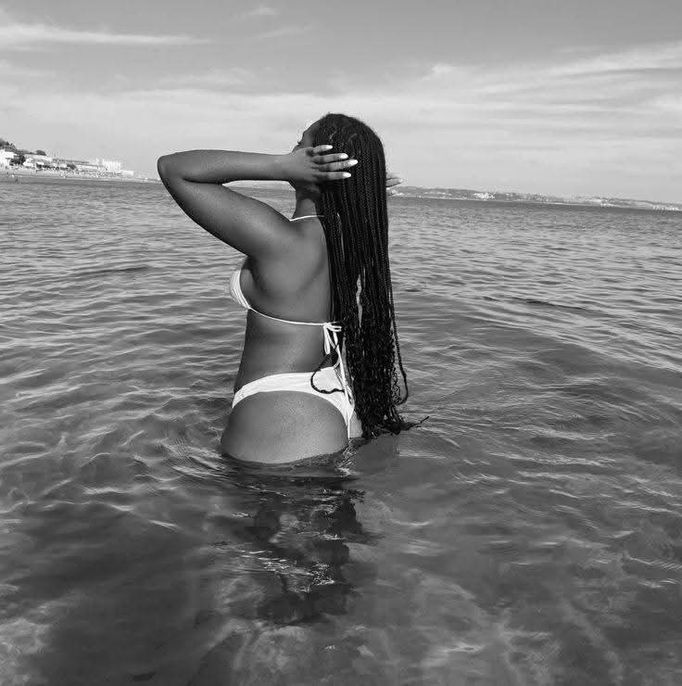 Lily_Browwn