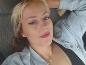 skarlett_roseee