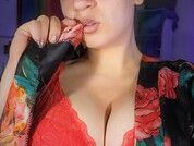 Bustyprincessleila