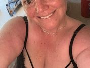 BustyBeautifulGinger