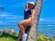 AmberLeeaf