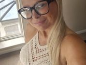 Peachy_English_Blond