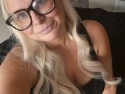Peachy_English_Blond