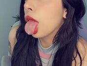 Emily_santoss
