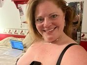 BustyBeautifulGinger