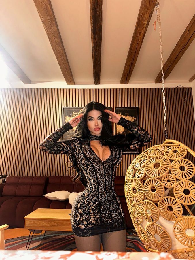 LucyHills39