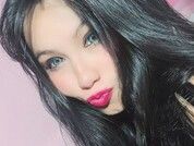 ninakisslove
