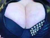 DesireHugeBoobs