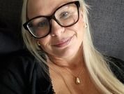 Peachy_English_Blond