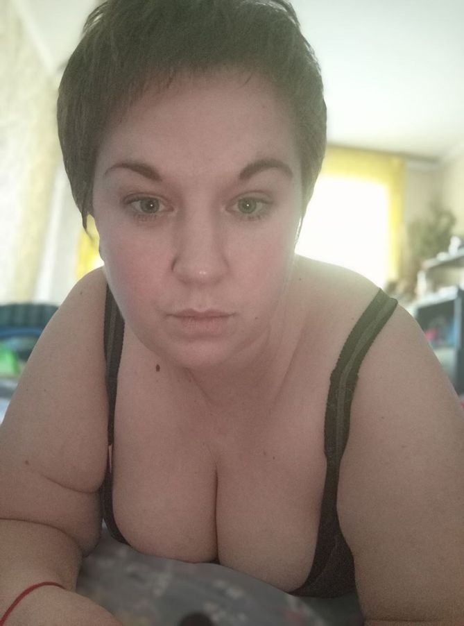 Juli_Bond