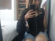 Andrea_cherryy