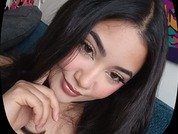 AnnaKomatsuu