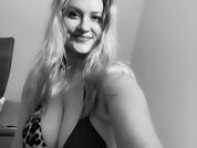 Bustybeauty18