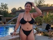 Bustythaigirl