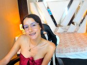 Linda4Petite