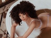 Lya_Harris
