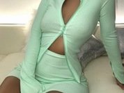 MsHoneyXOX