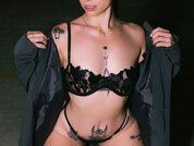 TaniaKatts