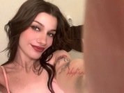 bellabrattcamz