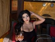 busty_italianArianna
