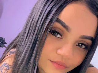 Britnny_tovar profile