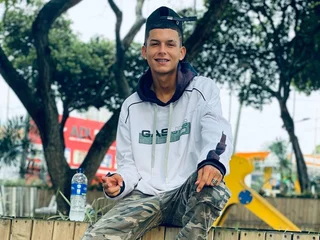 Dereck_bigcock