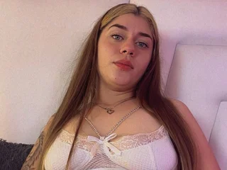 Elly_Astown profile