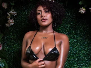 EmmaEboney profile