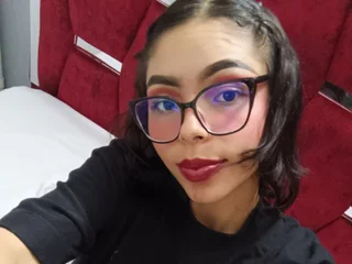 GeekyNyveth profile