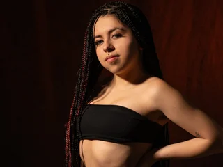 LunaCollins19