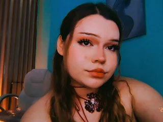 Maxxinee18