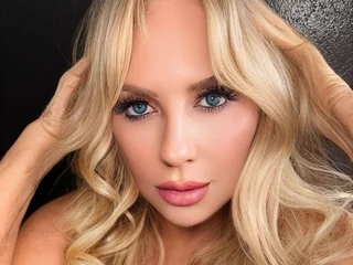 PlayfulPaigeXO profile