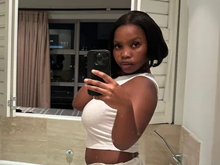 Sweetchicksxx profile