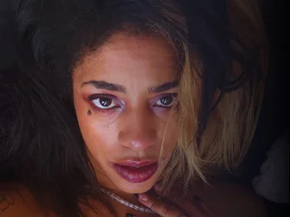 TutulaTomTom profile