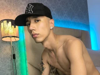 Tyler_Lee