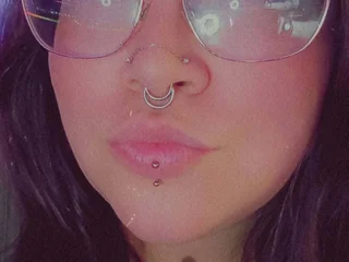 UrFaveLadyLiz profile