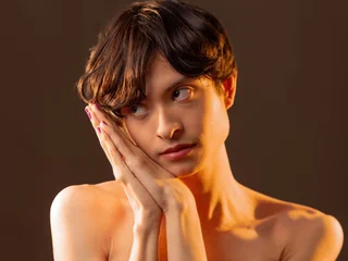 cutenaked profile
