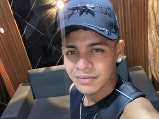 leo_hot21 profile